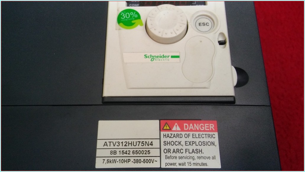 SCHNEİDER ATV312HU75N4 ATV312 7,5KW SÜRÜCÜ