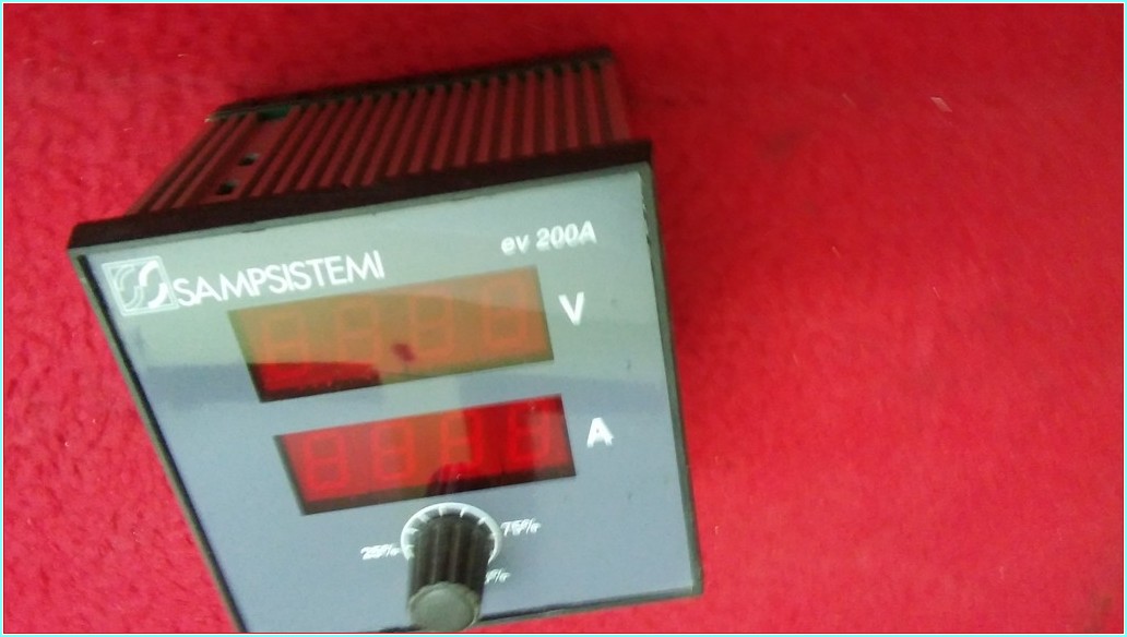 SISTEMI ELETTRONICI SAEL EV 200A PER L AUTOMAZIONE TORRİ Dİ QUARTESOLO