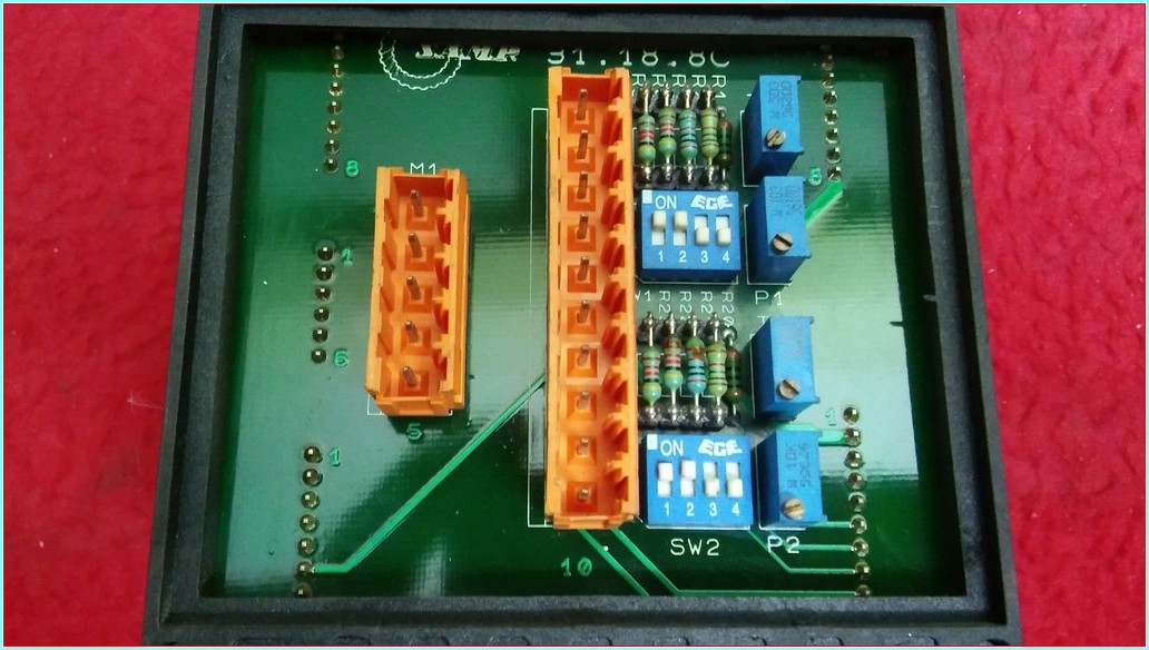 SISTEMI ELETTRONICI SAEL EV 200A PER L AUTOMAZIONE TORRİ Dİ QUARTESOLO