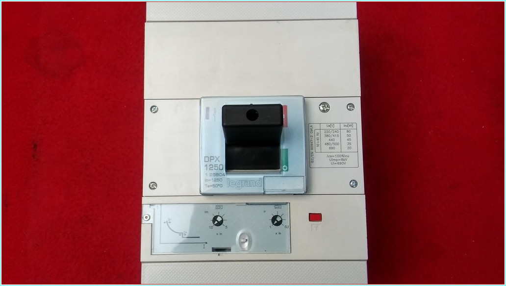 LEGRAND DPX 1250 1250A TMŞ