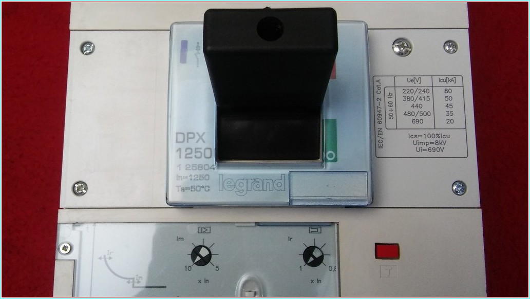 LEGRAND DPX 1250 1250A TMŞ
