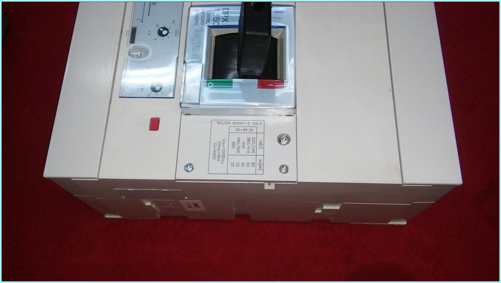 LEGRAND DPX 1250 1250A TMŞ
