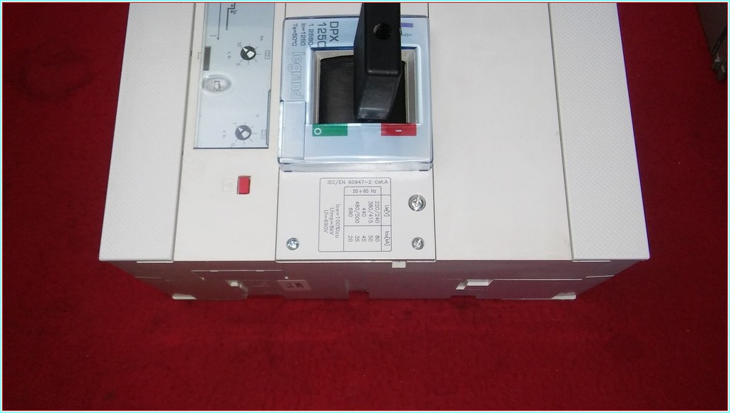 LEGRAND DPX 1250 1250A TMŞ
