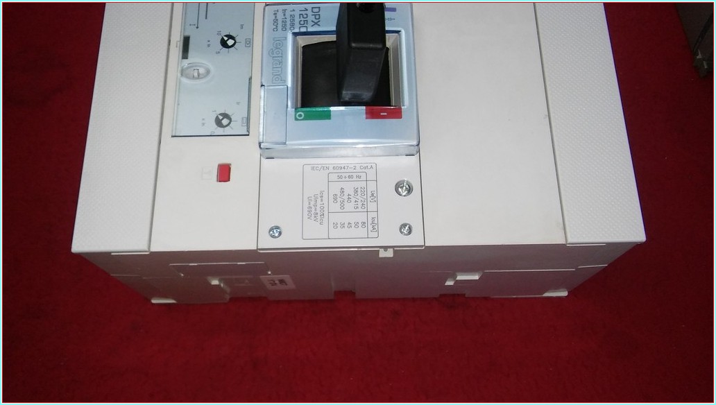 LEGRAND DPX 1250 1250A TMŞ
