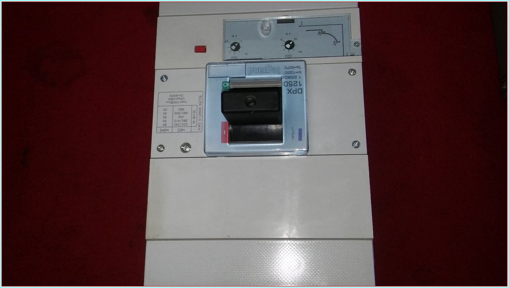 LEGRAND DPX 1250 1250A TMŞ