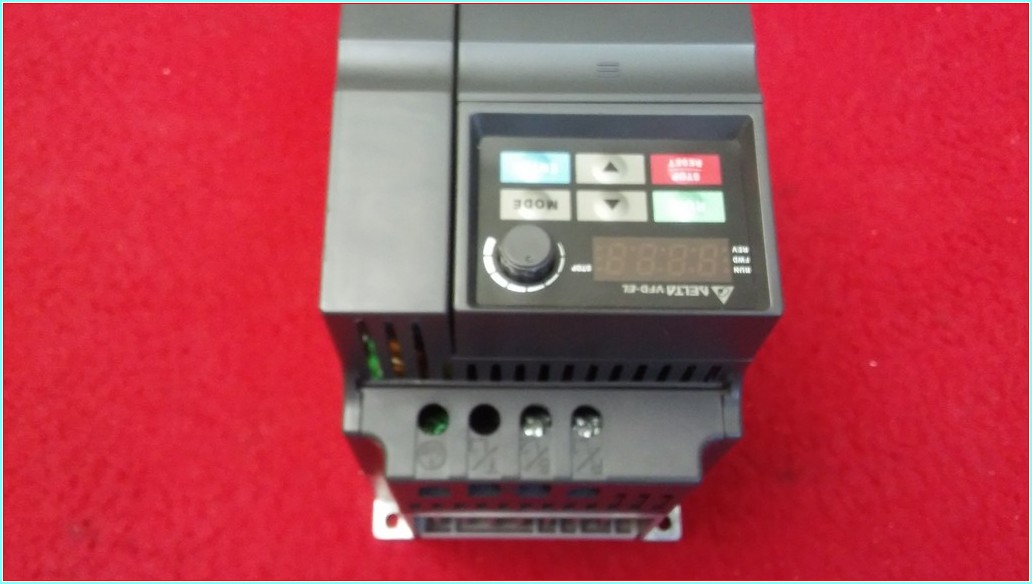 DELTA VFD015EL21A 1,5 KW SÜRÜCÜ INVERTER 1.5 KW DRIVER