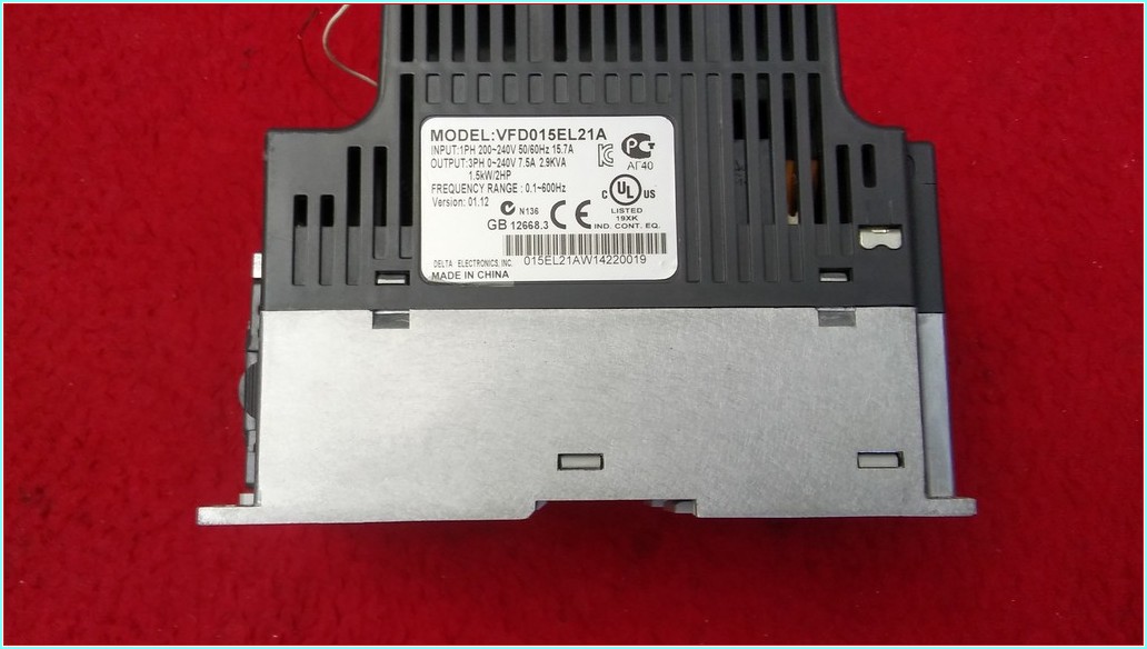 DELTA VFD015EL21A 1,5 KW SÜRÜCÜ INVERTER 1.5 KW DRIVER
