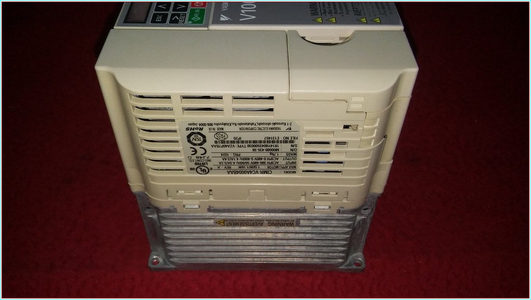 YASKAWA CIMR-VC4A0004BAA 1,5KW V1000 INPUT 380V SÜRÜCÜ V1000 1,5KW FANSIZ SOGUTUCU