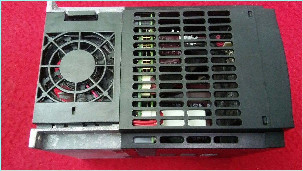 OMRON 3G3MX2-A4015-Z MX2 1,5KW SÜRÜCÜ İNPUT 380V