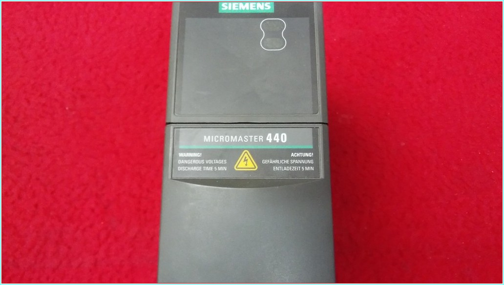 SIEMENS 6SE6440-2AB12-5AA0 MICROMASTER 440 0,25KW SÜRÜCÜ