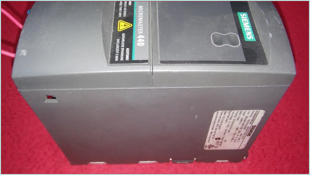 SIEMENS 6SE6440-2AB12-5AA0 MICROMASTER 440 0,25KW SÜRÜCÜ