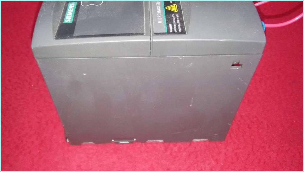 SIEMENS 6SE6440-2AB12-5AA0 MICROMASTER 440 0,25KW SÜRÜCÜ