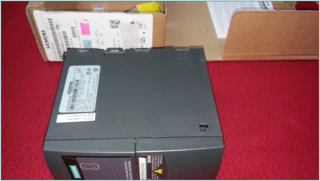 SIEMENS 6SE6440-2UD21-5AA1 440 1,5KW MICROMASTER 440 SÜRÜCÜ SIFIR KUTULU