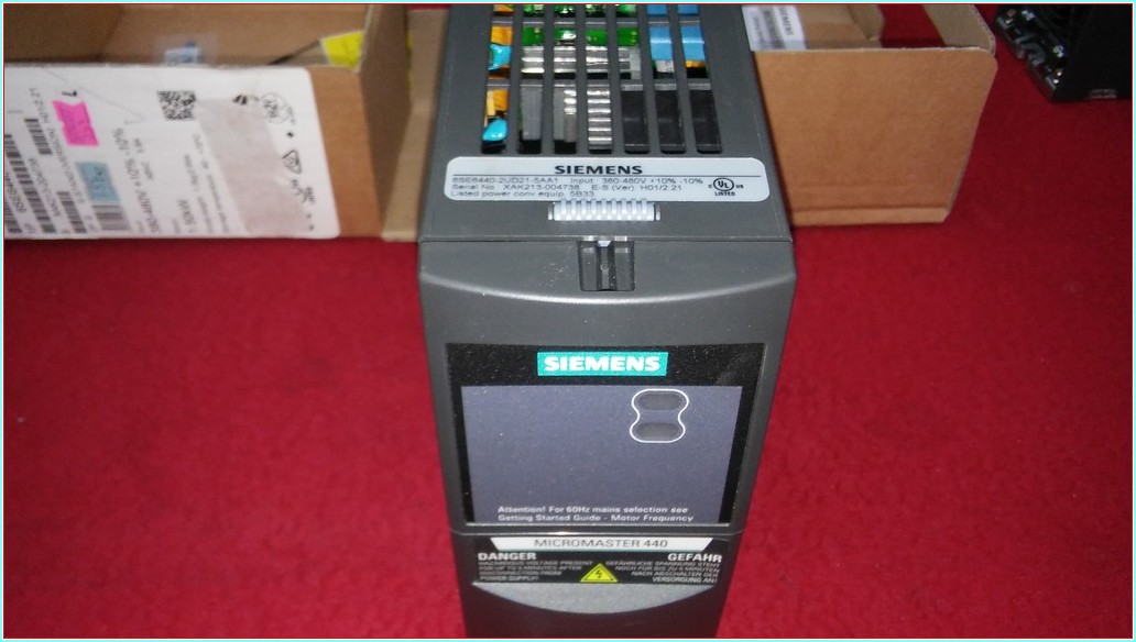SIEMENS 6SE6440-2UD21-5AA1 440 1,5KW MICROMASTER 440 SÜRÜCÜ SIFIR KUTULU