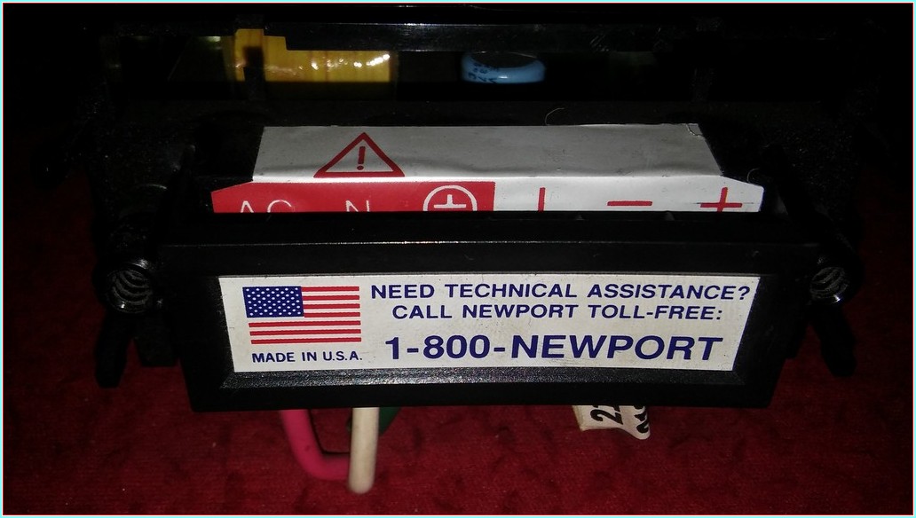 NEWPORT ELECTRONICS INC 202A-P2 MİKROVOLTMETRE