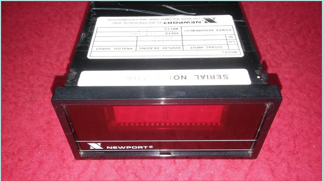 NEWPORT ELECTRONICS INC 202A-P2 MİKROVOLTMETRE