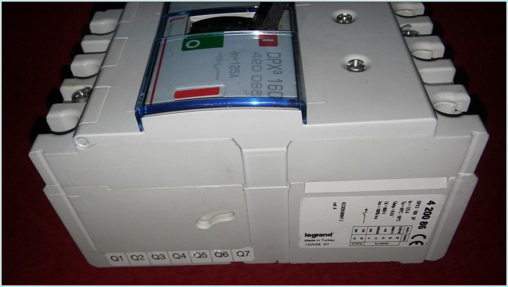 LEGRAND DPX3 160 3P 125A TMŞ