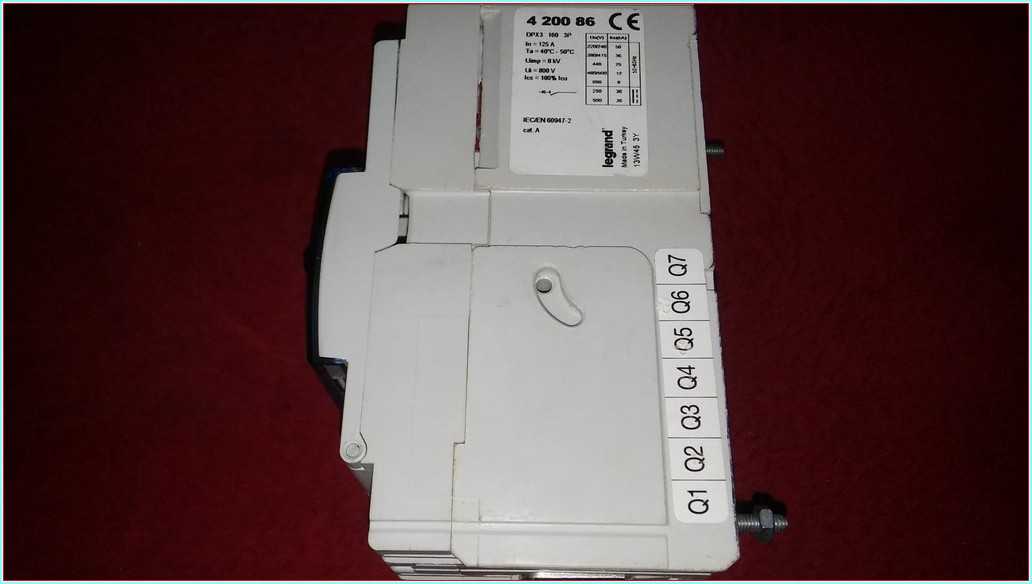 LEGRAND DPX3 160 3P 125A TMŞ
