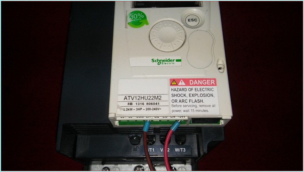 ATV12HU22M2 SCHNEİDER