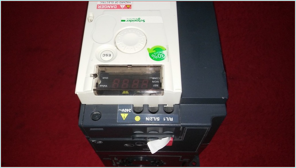 ATV12HU22M2 SCHNEİDER