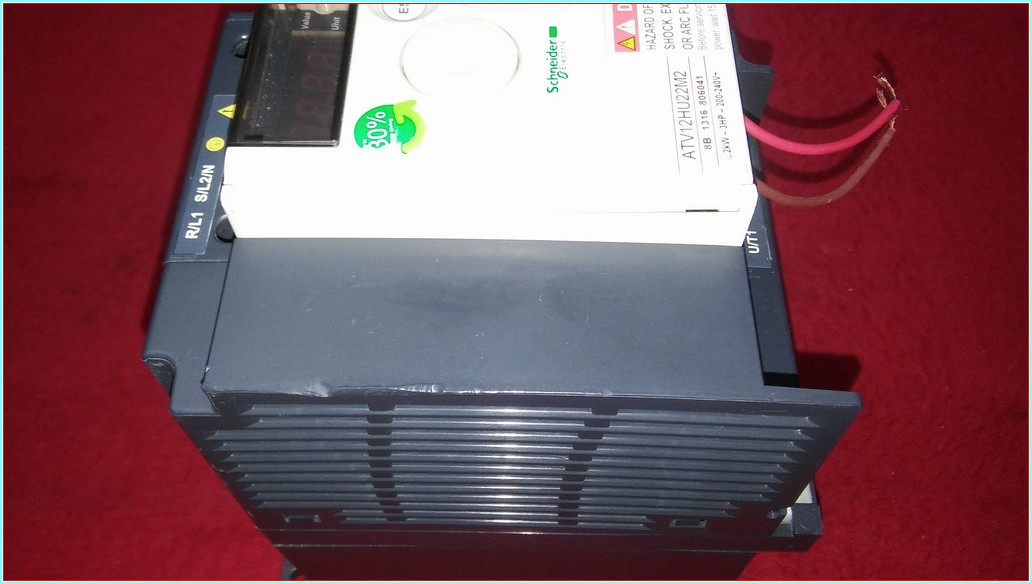 ATV12HU22M2 SCHNEİDER