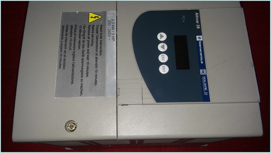TELEMECANİQUE ATV28HU41M2 2,2KW SÜRÜCÜ SCHNEİDER