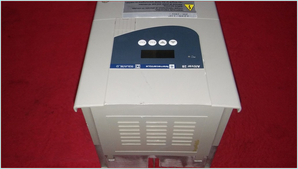 TELEMECANİQUE ATV28HU41M2 2,2KW SÜRÜCÜ SCHNEİDER