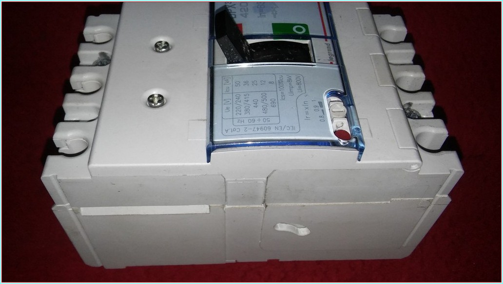 LEGRAND DPX3 160 63A 420 083 4 200 83 TMŞ SIFIRDAN FARKI FİYATI