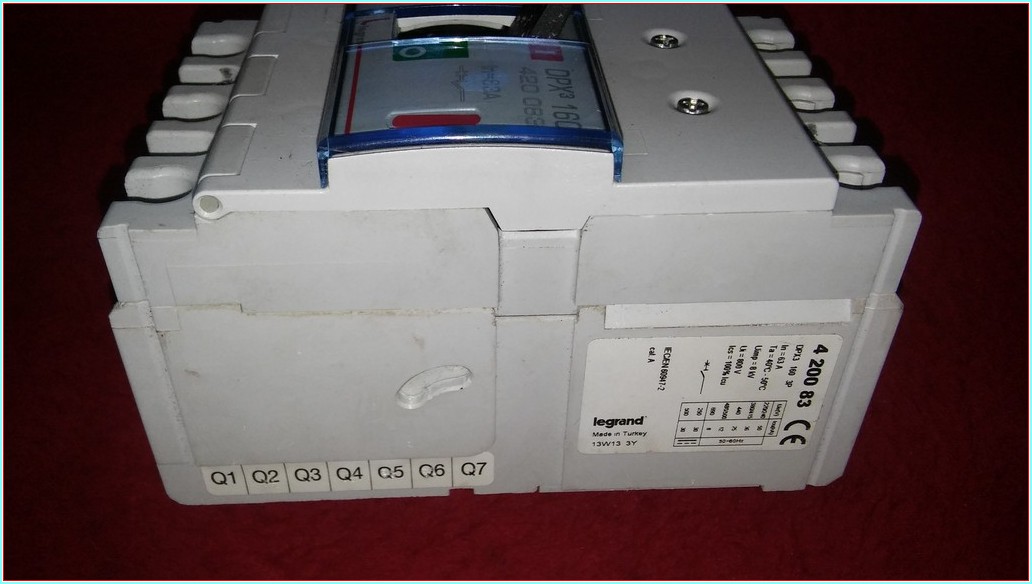 LEGRAND DPX3 160 63A 420 083 4 200 83 TMŞ SIFIRDAN FARKI FİYATI