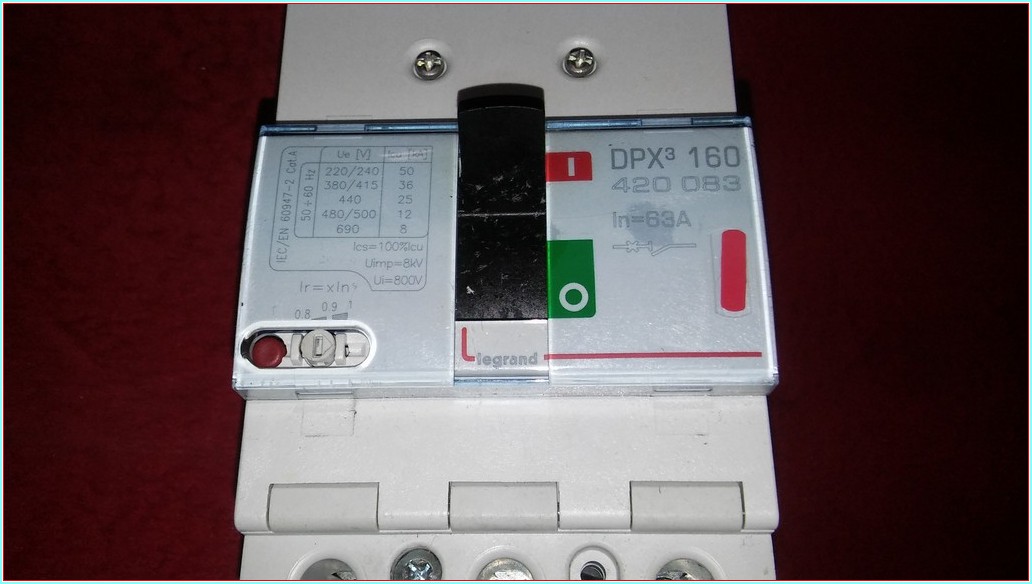 LEGRAND DPX3 160 63A 420 083 4 200 83 TMŞ SIFIRDAN FARKI FİYATI