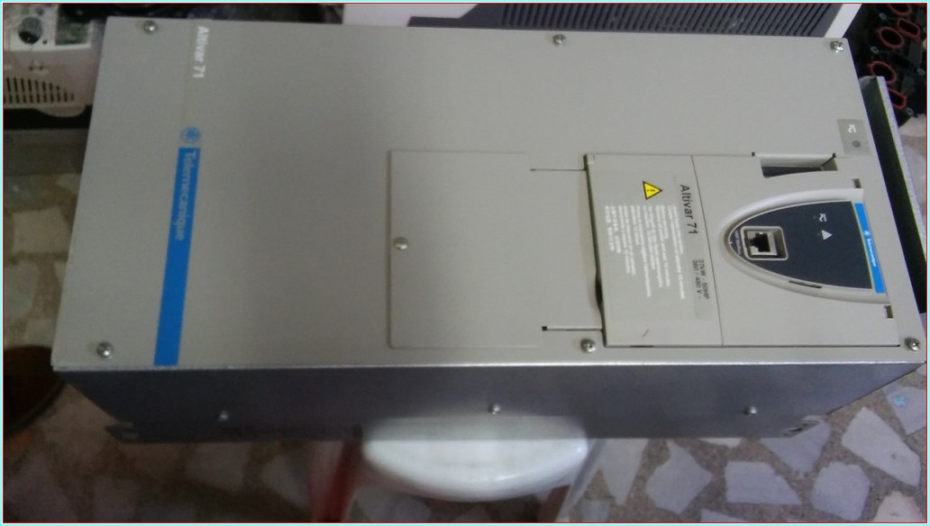 TELEMECANİQUE ATV71HD37N4 ATV71HD37N4Z ATV71 