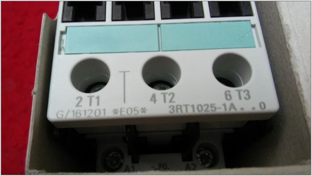 SIEMENS 3RT1025-1AP00 7,5KW KONTAKTÖR