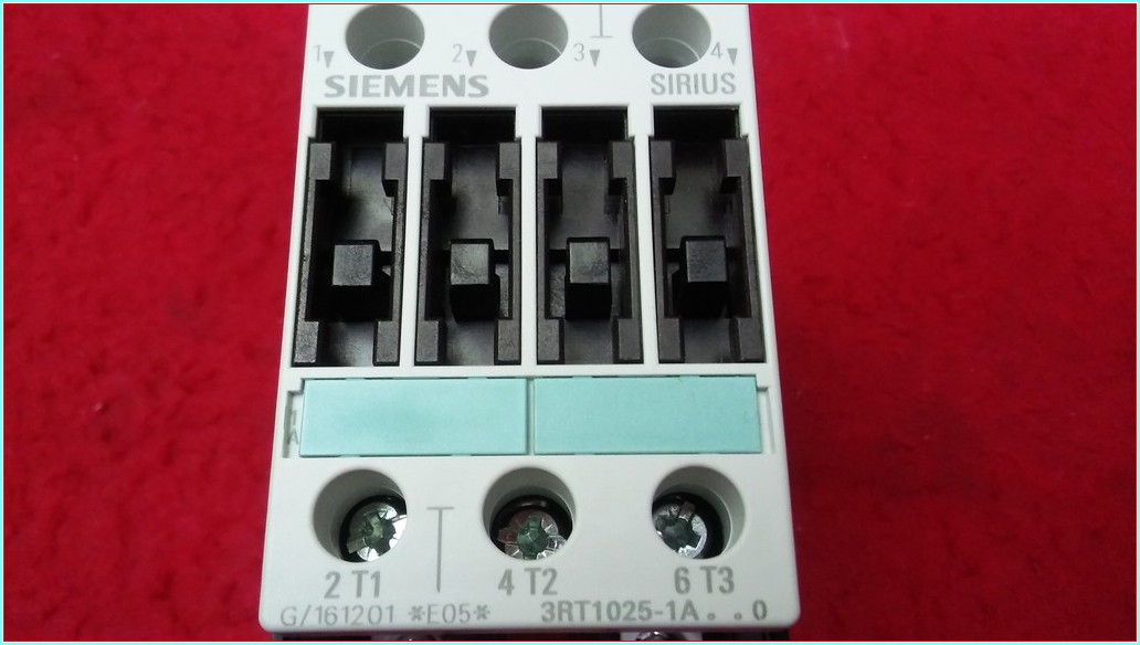 SIEMENS 3RT1025-1AP00 7,5KW KONTAKTÖR