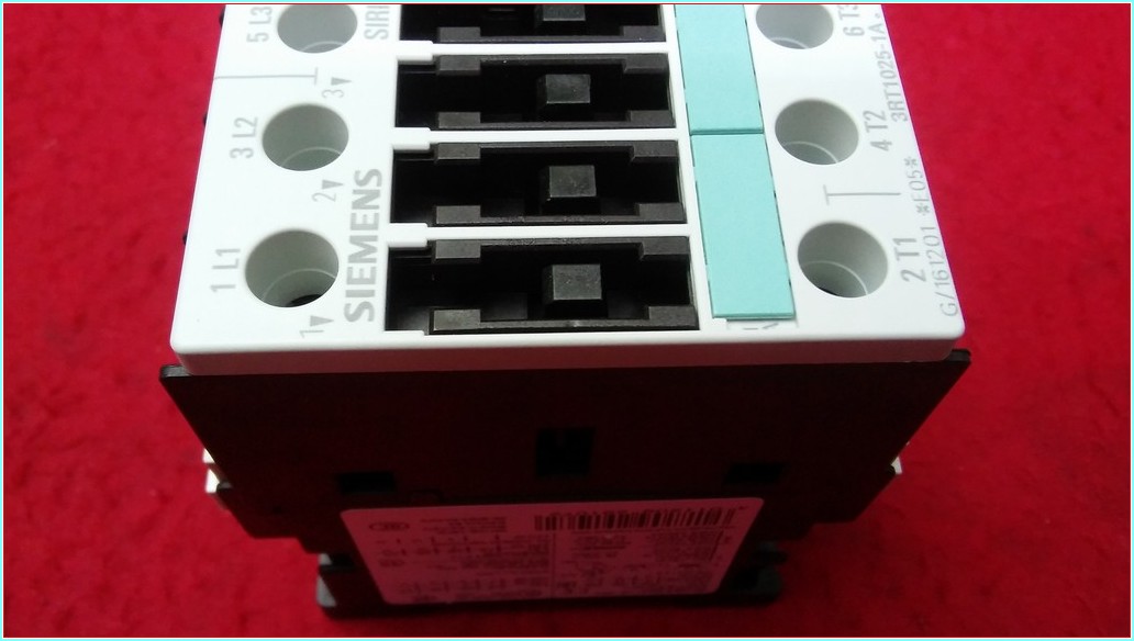 SIEMENS 3RT1025-1AP00 7,5KW KONTAKTÖR