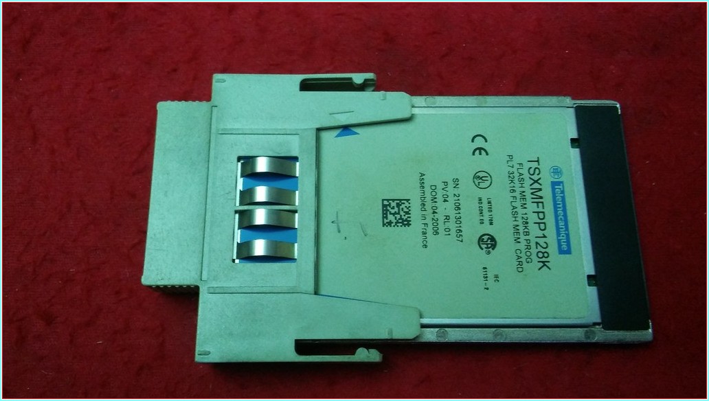 TELEMECANİQUE TSXMFPP128K FLASH MEM 128KB PROG PL7 32K 16 FLASH MEM CARD