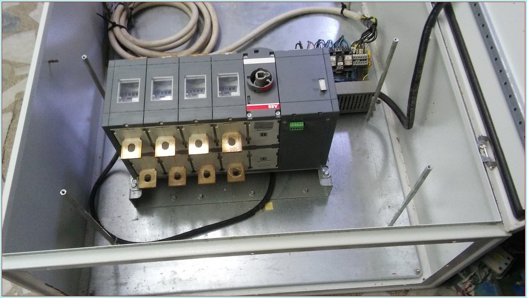 ABB OTM 630E4CM230C 630A 4 KUTUPLU TRANSFER ORJİNAL ABB PANOLU