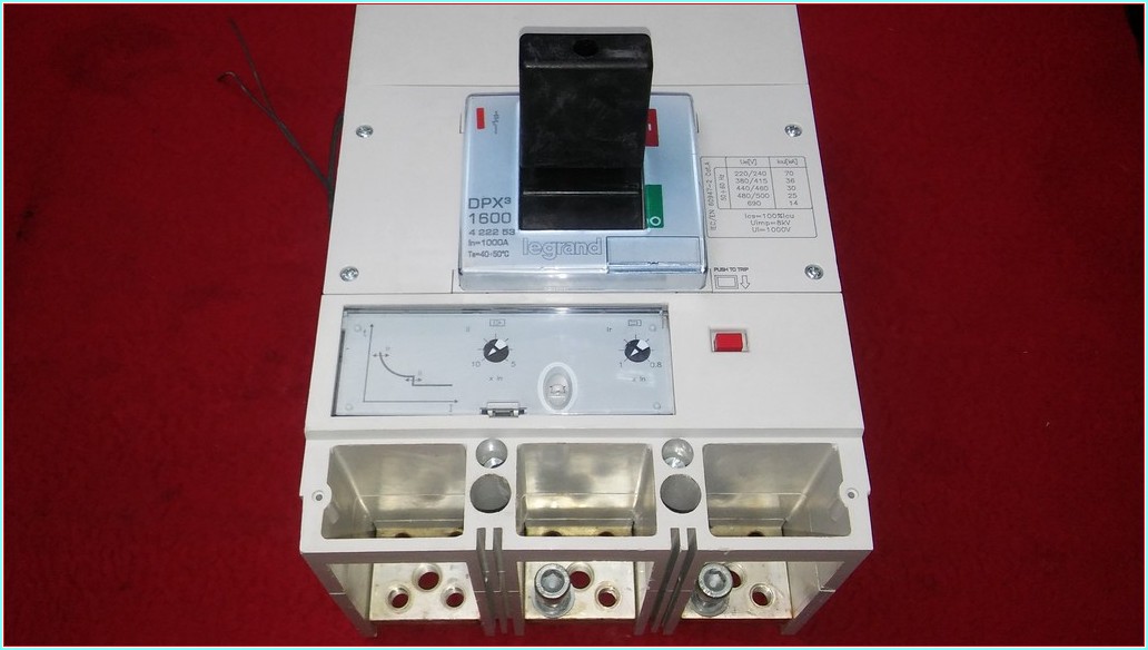 LEGRAND DPX3 1600 4 222 53 1000A TMŞ SIFIRDAN FARKI FİYATI