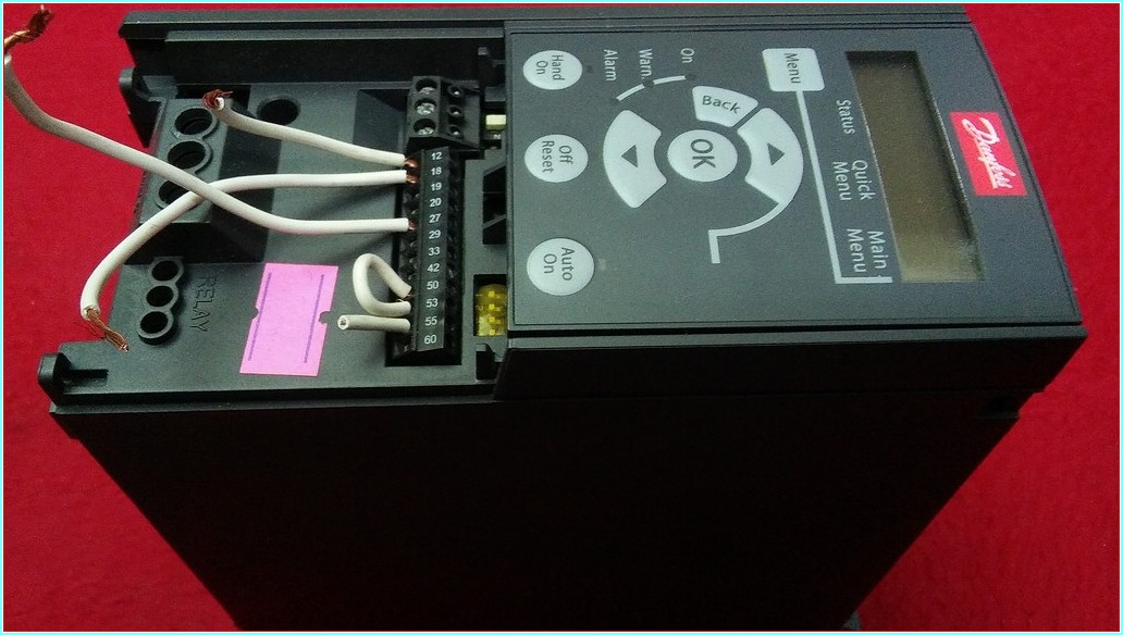 DANFOSS FC-051P2K2T4E20H3BXCXXXSXXX 2,2KW 380V SÜRÜCÜ SIFIRDAN