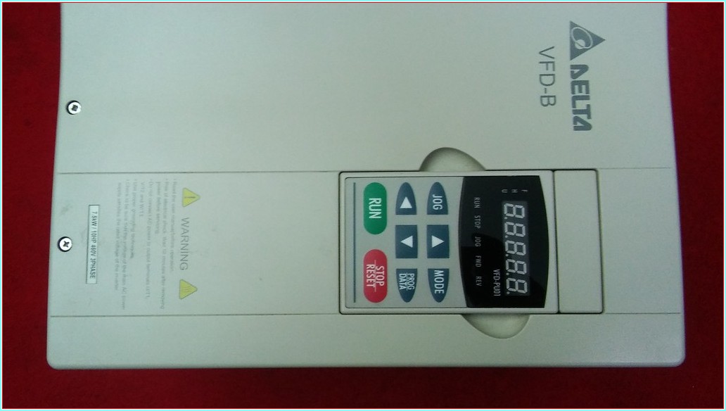 DELTA VFD075B43A 13,7KVA 7,5KW SÜRÜCÜ