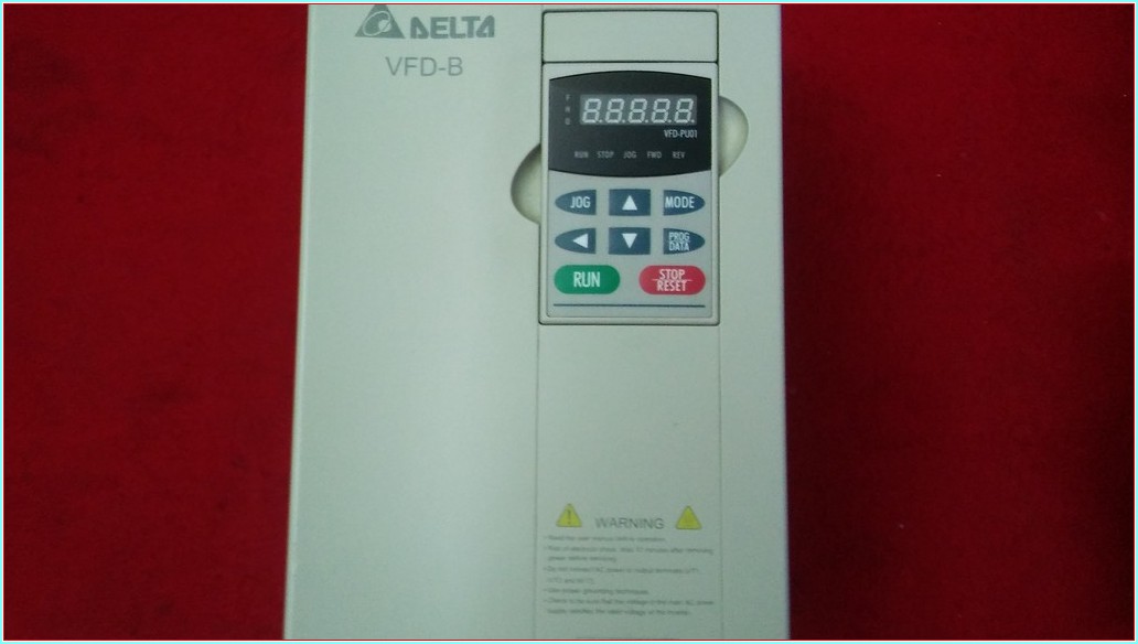 DELTA VFD075B43A 13,7KVA 7,5KW SÜRÜCÜ