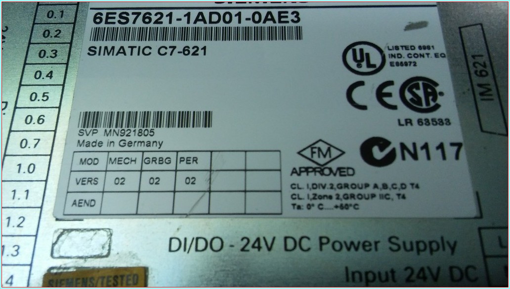 SIEMENS 6ES7621-1AD01-0AE3 6ES7 621-1AD01-0AE3 SIMATIC C7-621 OPARATÖR PANEL