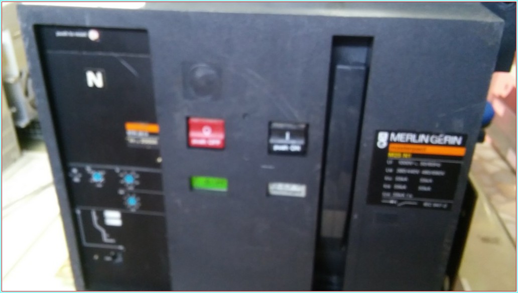 MERLİN GERİN M25 N1 MASTERPACT 2500A MOTORLU MOTORSUZ ŞALTER