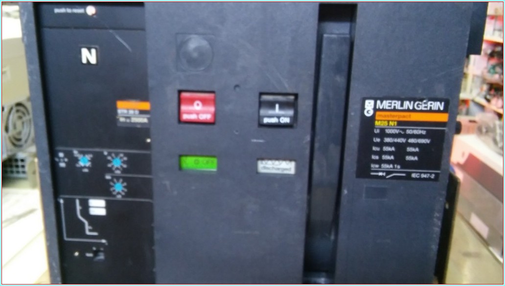 MERLİN GERİN M25 N1 MASTERPACT 2500A MOTORLU MOTORSUZ ŞALTER