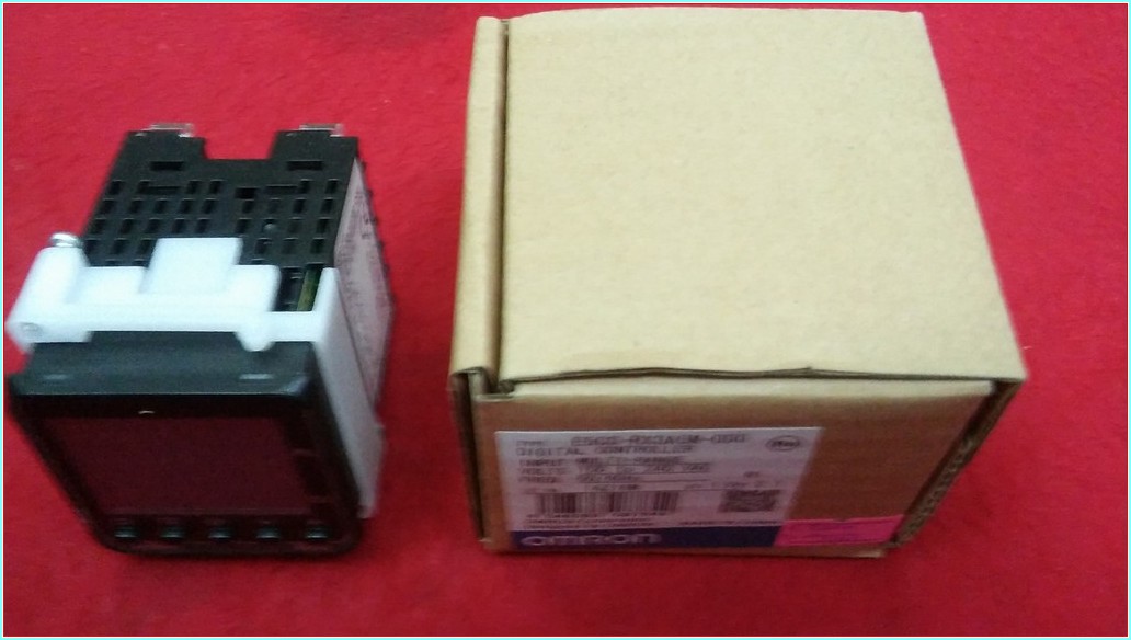 OMRON E5CC-RX3A5M-000 E5CC ISI KONTROL 1 RÖLE 3 ALARM CIKIŞ SIFIR KUTULU