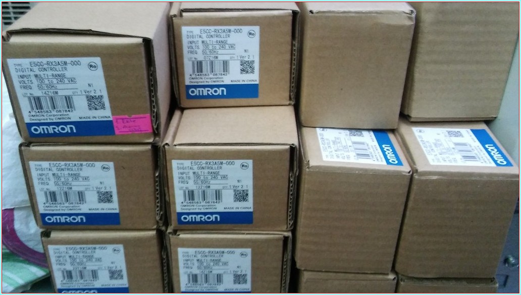 OMRON E5CC-RX3A5M-000 E5CC ISI KONTROL 1 RÖLE 3 ALARM CIKIŞ SIFIR KUTULU