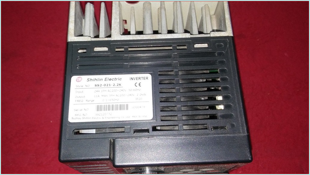 SHİHLİN SS2-021-2.2K 2,2KW SÜRÜCÜ SIFIRDAN FARKI FİYATI