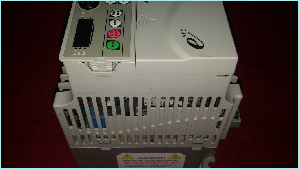 DELTA VFD007E21A 0,75KW SÜRÜCÜ VFD E