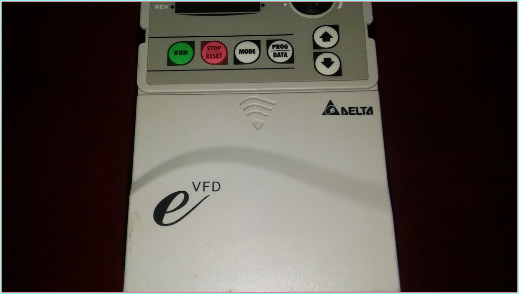 DELTA VFD007E21A 0,75KW SÜRÜCÜ VFD E