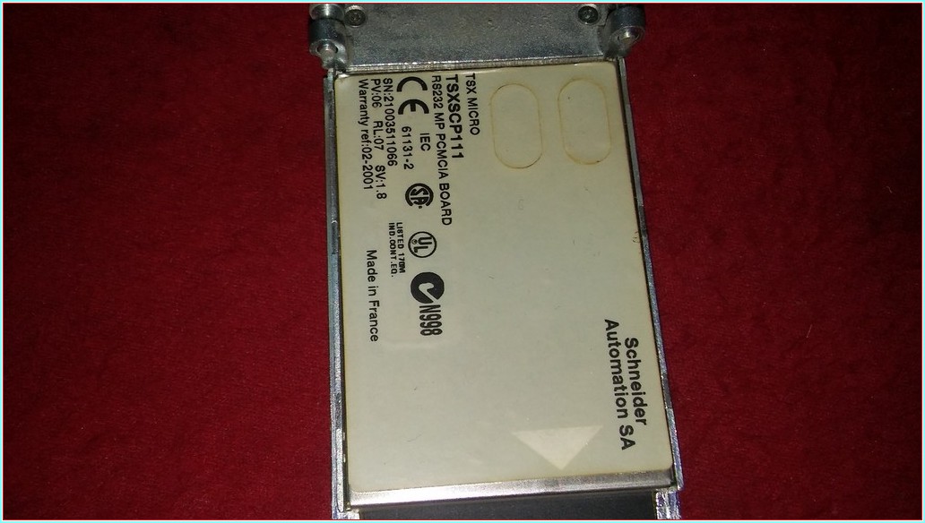SCHNEİDER TSXSCP111 TSX MICRO AUTOMATİON SA RS232 MP PCMCIA BOARD HAFIZA KARTI