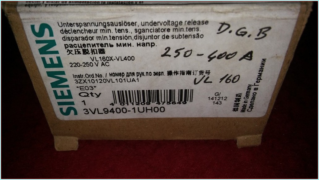 SIEMENS 3VL9400-1UH00 3VL94001UH00 220-250VAC VL160-400A KADAR DÜŞÜK GERİLİM BOBİNİ